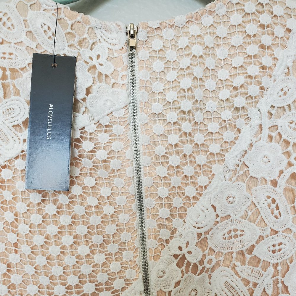 Lulu's white floral lace dress - Picture 3 of 6